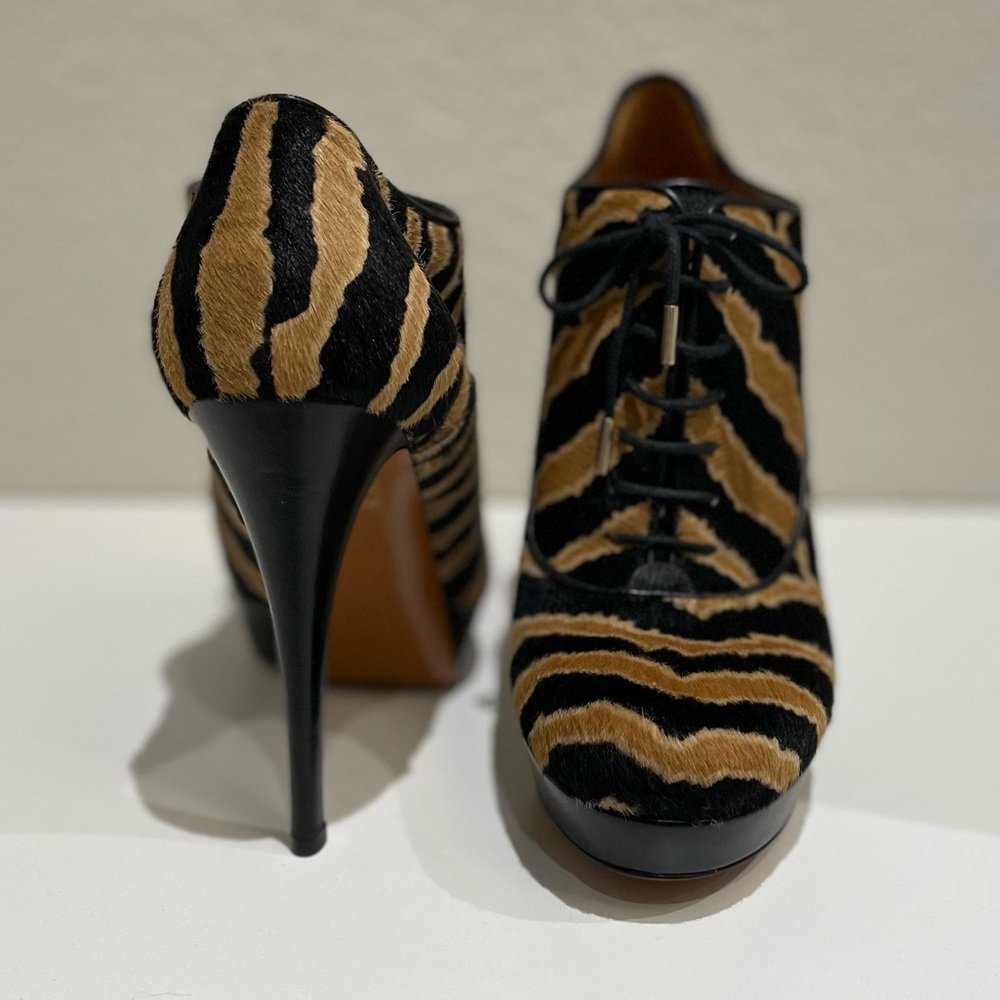 Gucci Betty Zebra Pony Hair Lace-up Booties - Picture 6 of 11